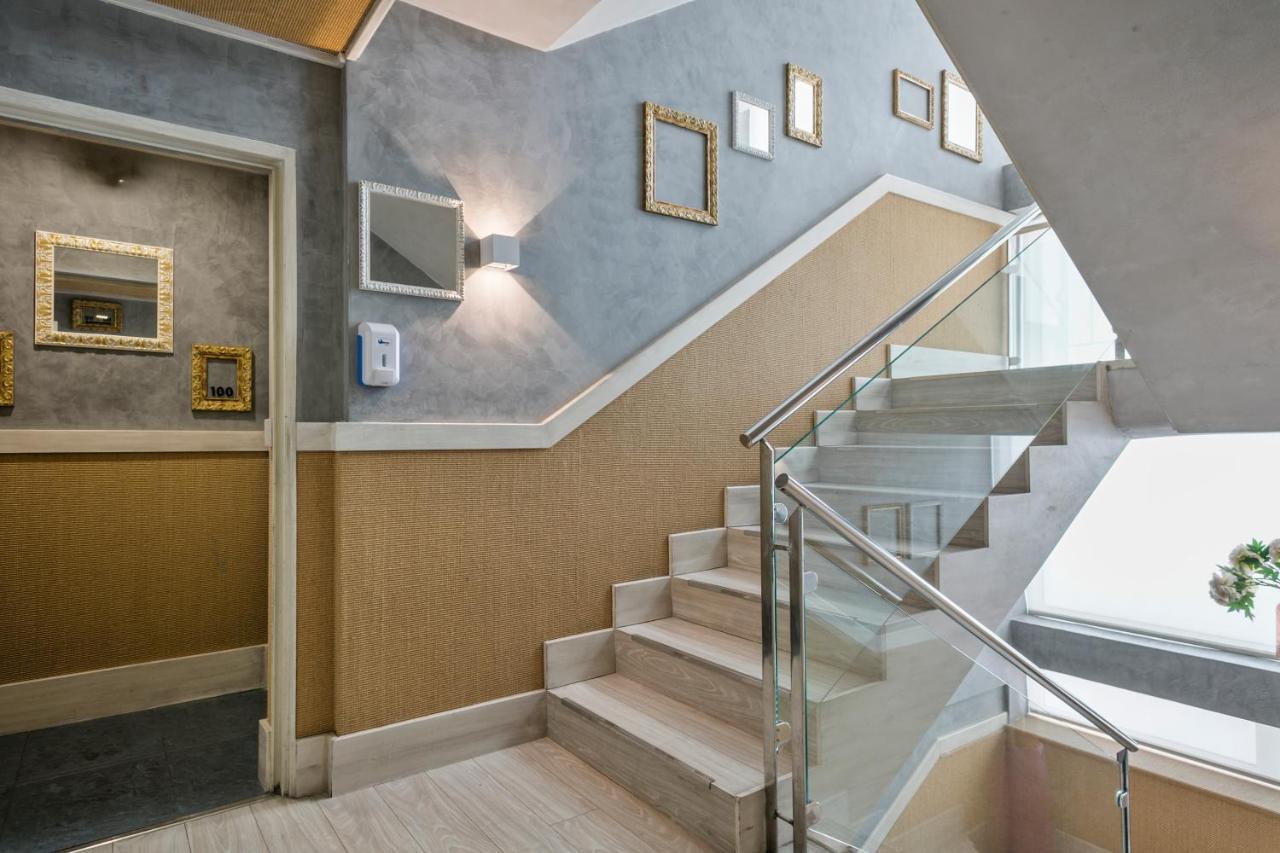 Hotel H Гранолерс Екстериор снимка