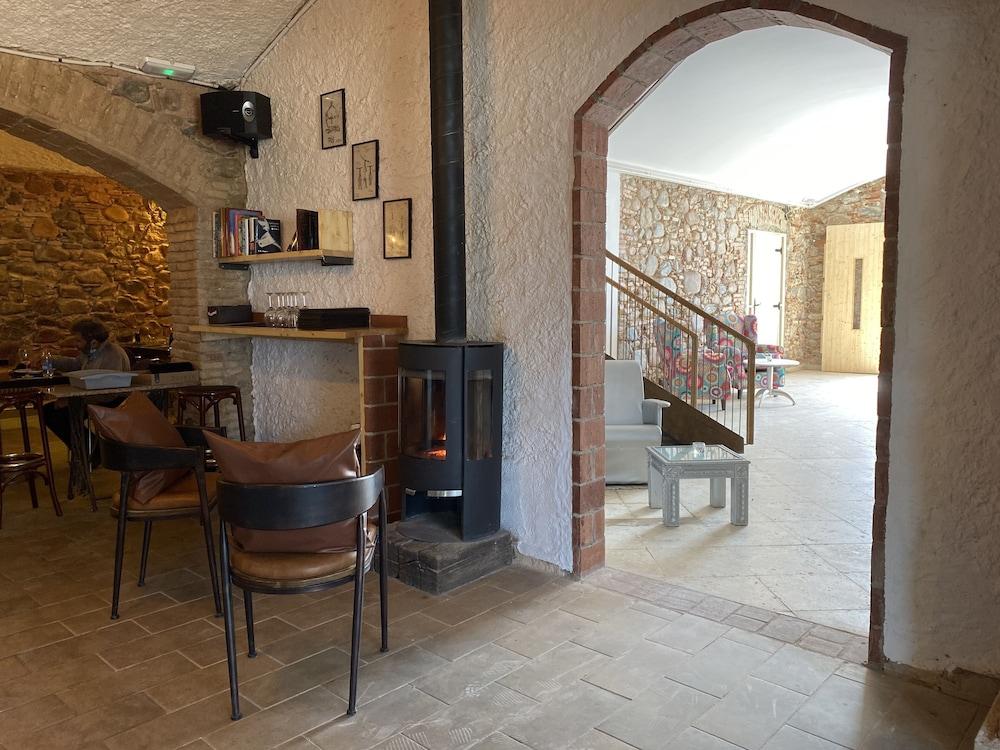 Hotel H Гранолерс Екстериор снимка