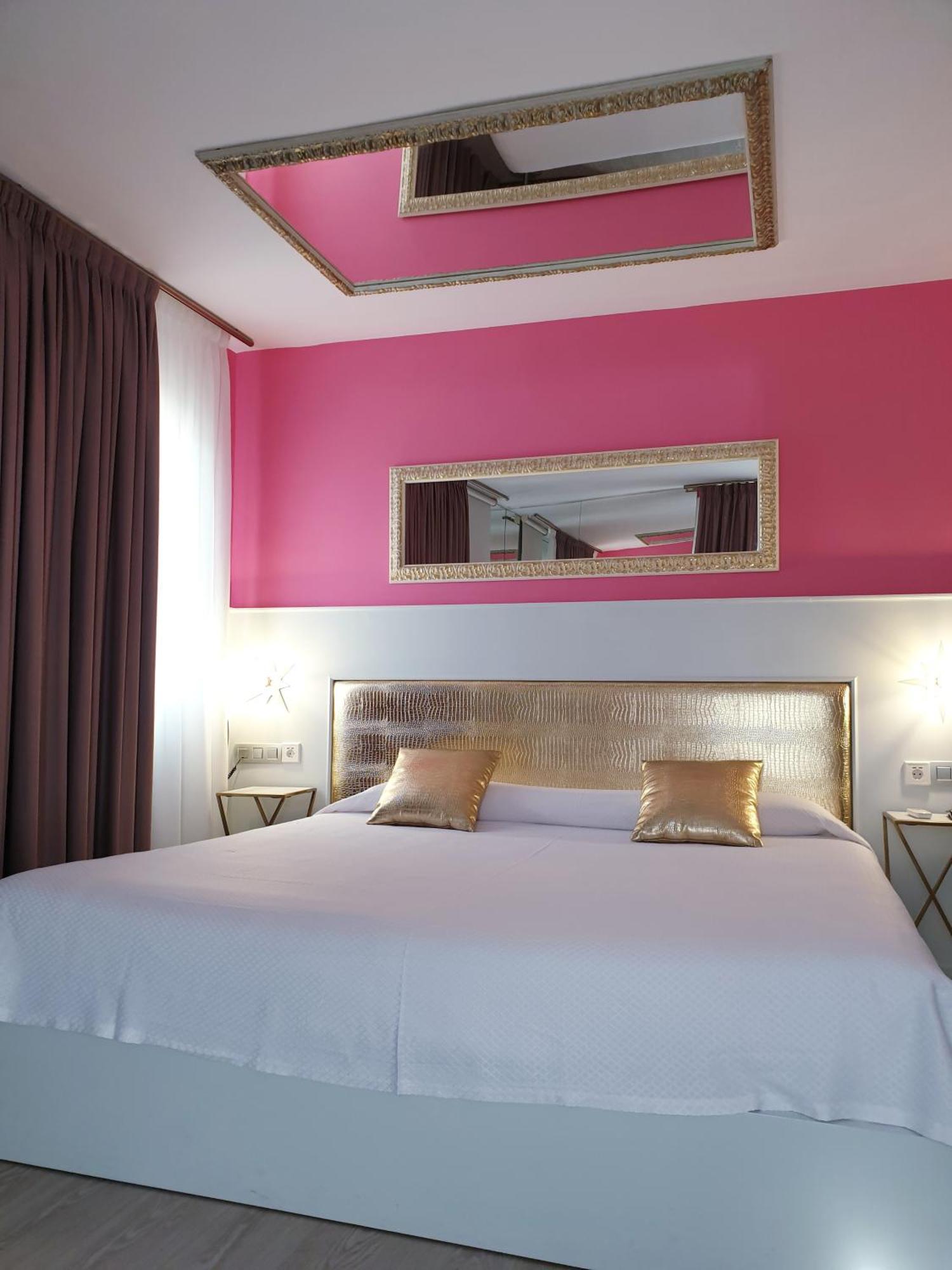 Hotel H Гранолерс Стая снимка