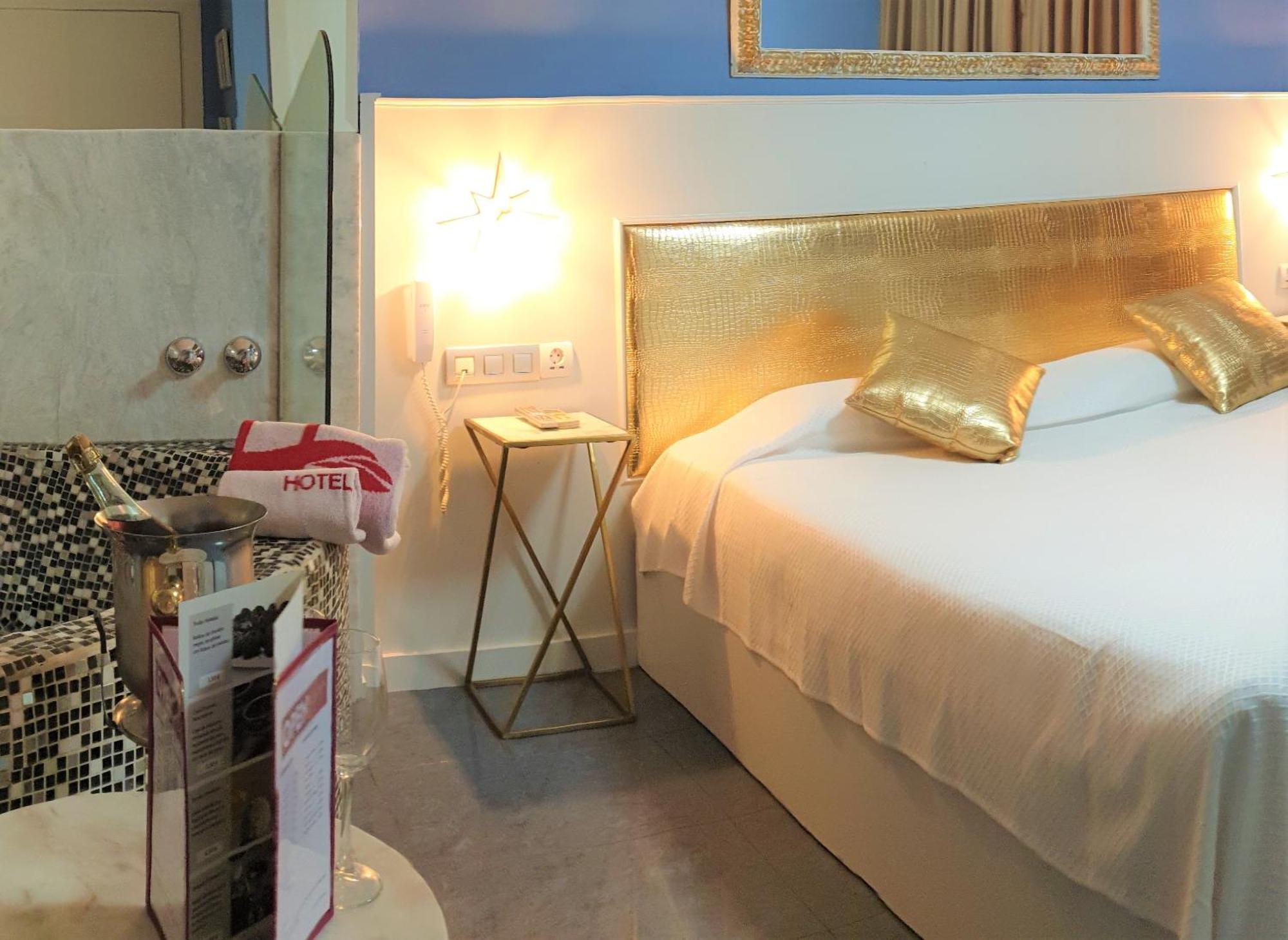 Hotel H Гранолерс Стая снимка