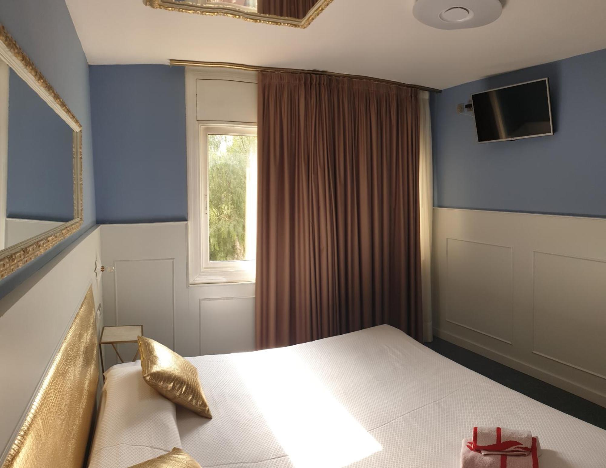 Hotel H Гранолерс Стая снимка