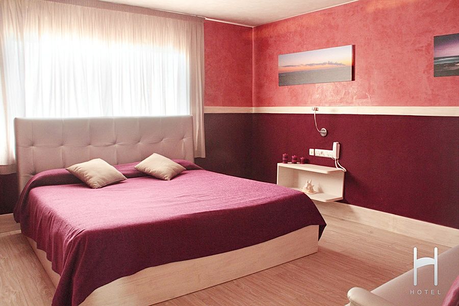 Hotel H Гранолерс Екстериор снимка